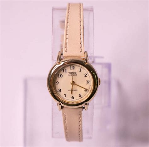 Vintage Womens Gold Timex Watch Timex Indiglo Date Watch Vintage Radar