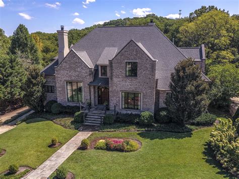 Green Hills Neighborhood | Homes For Sale | Nashville TN 37215