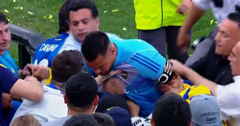 Los Nuevos Videos De La Pelea Entre Chiquito Romero Y Los Hinchas De