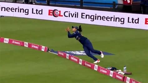 India's Harleen Deol Takes Stunning Catch; Sachin Tendulkar Calls It ...