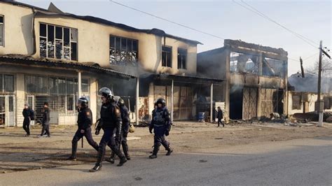 At Least Eight Dead As Villagers Brawl, Torch Houses In Ethnic Clashes ...