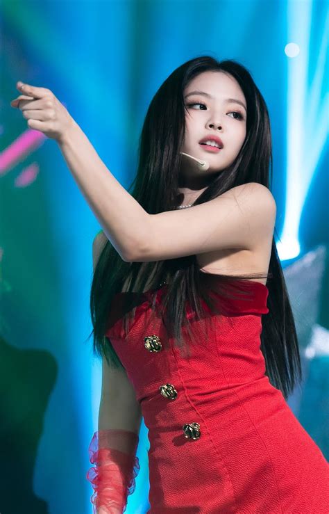 BLACKPINK S Jennie Is Leaving Netizens Speechless With Her Sweet Gift