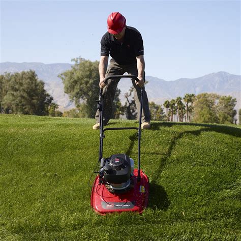 Toro Hoverpro® 550 Walk Behind Mower Made For Golf Courses