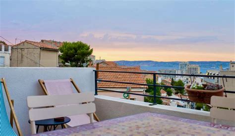 Marseille Me Appartement T Avec Terrasse Et Vue Mer Bompard