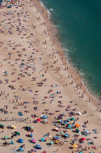 Premium Photo | Crowded beach