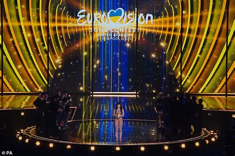 The Story Behind Sweden S Loreen The First Woman To Win Eurovision