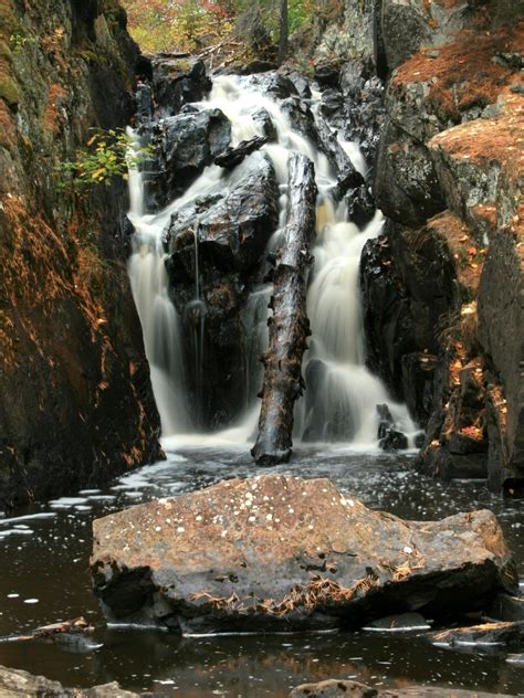 20 Beautiful Waterfalls In Michigan You HAVE To See