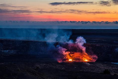 Volcano Halemaumau Lava Lake Sunset Volcanoes National Park