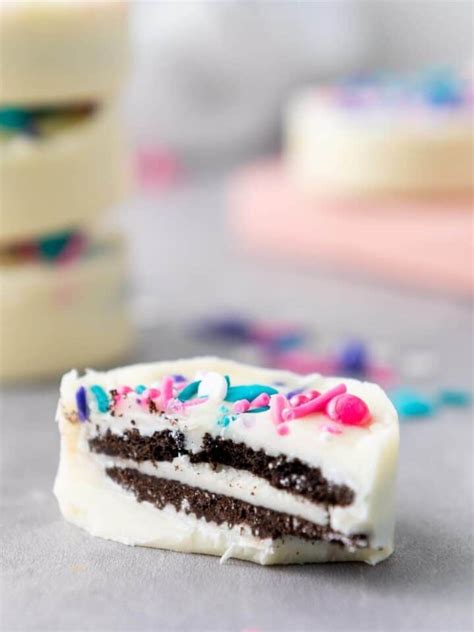 Easy Chocolate Covered Oreos Recipe Brownies N Buttercream