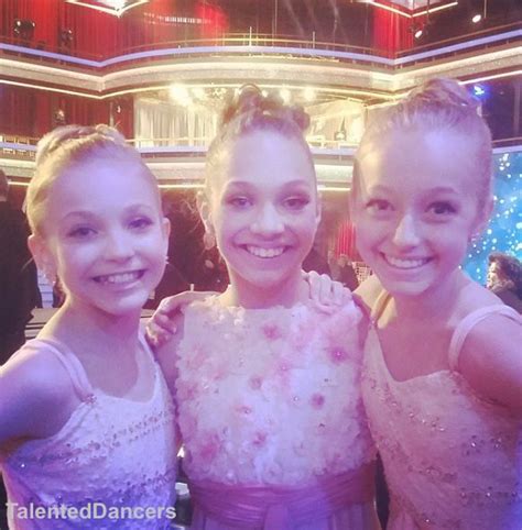 The Dream Trio Watch Brynn Rumfallo Maddie Ziegler And Jaycee Wilkins Tonight On Dwts