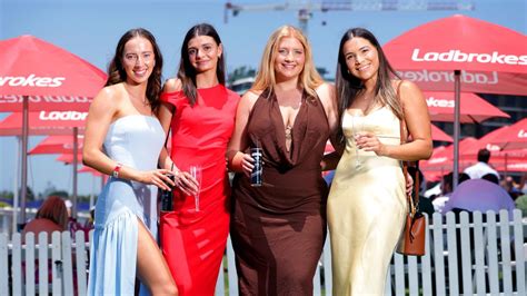 pictures  melbourne cup day glitz  glam  eagle farm gold