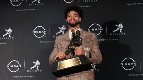 Usc Qb Caleb Williams Wins 2022 Heisman Trophy