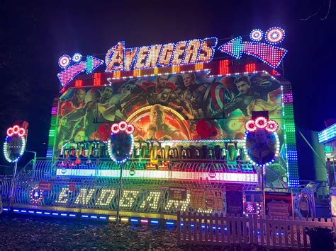 Windsors Christmas Lights 2021 In Pictures As Town Sparkles