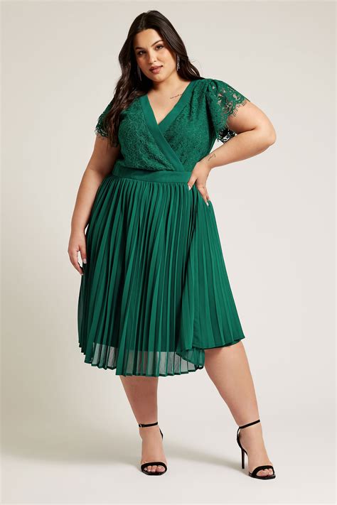 Yours London Plus Size Emerald Green Lace Wrap Midi Dress Yours Clothing