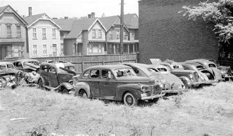 50 Vintage Photos Of Classic Car Salvage Yards And Wrecks From Between