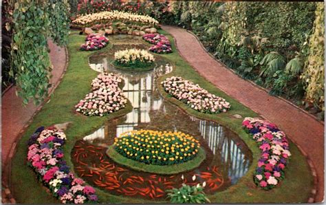 Postcard Mo St Louis Forest Park Jewel Box Floral Display United