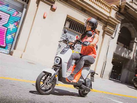 Segway B110S: "Movilidad compacta" | MotoTaller.info