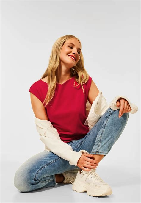 Street One T Shirt Mit U Boot Kragen Für Damen In Rot Ada Street One