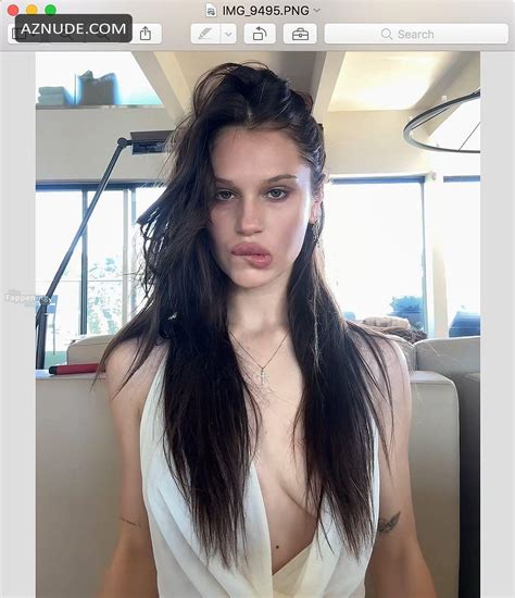 Meredith Mickelson Sexy And Braless Photos Showing Off Her Hot Breasts In A Fabulous White Dress