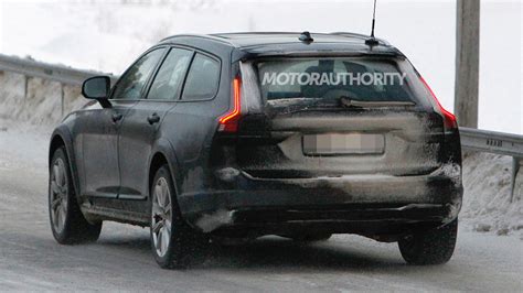 2021 Volvo V90 Cross Country Spy Shots