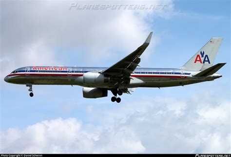 N Aa American Airlines Boeing Wl Photo By Daniel Schwinn