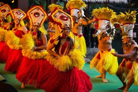 Polynesian Cultural Center Luau: Triphobo