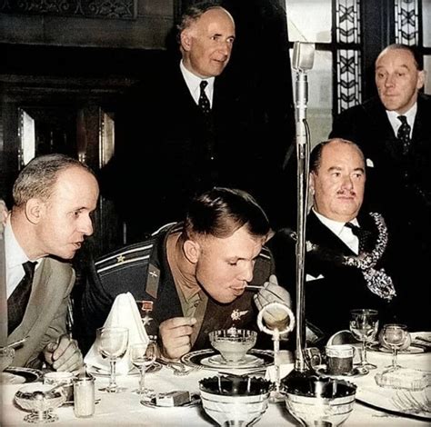 Юрий Гагарин в Лондоне | Stiletto.blog