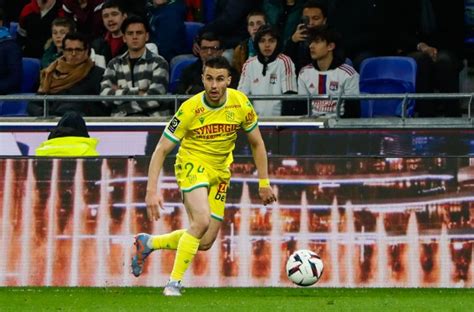 Mercato Fc Nantes Un Défenseur Officialise Son Départ Du Fcn Foot Sur 7