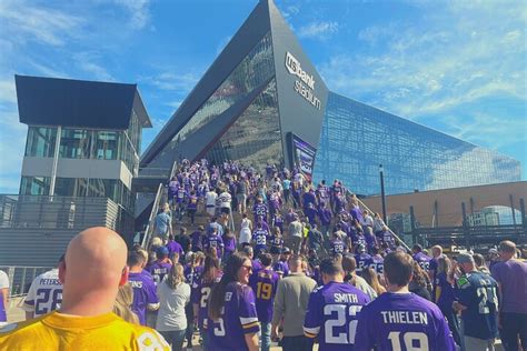 Minneapolis Billet Pour Un Match De Football Des Vikings Du Minnesota