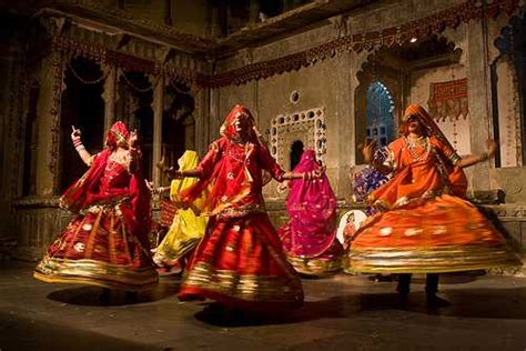 List Of Uttar Pradesh Festivals & When You Can Experience It