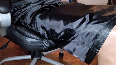 Long Black Leather Skirt With A Silky Lining Shemale Amateur Porn Feat