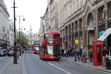 london red bus – Explore With Vandy