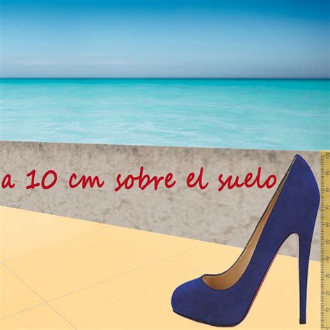 A Cm Sobre El Suelo Busca Tu Bikini