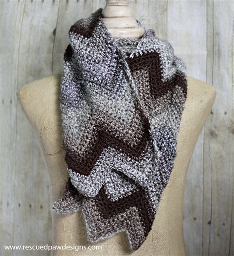 Chevron Scarf Crochet Pattern - EasyCrochet.com | Crochet scarf pattern ...