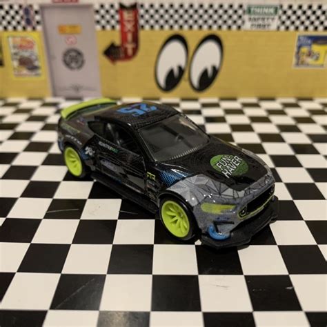Hot Wheels Ford Mustang Rtr Spec Slide Street Black Loose Shopee Malaysia