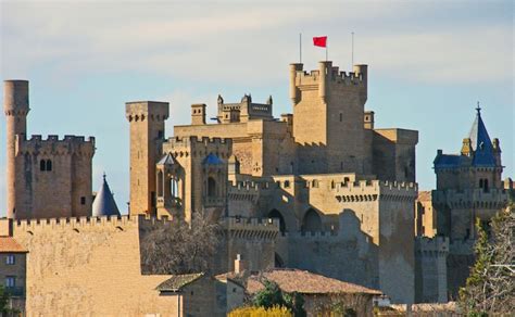 10 Most Beautiful Castles in Spain (with Map & Photos) - Touropia