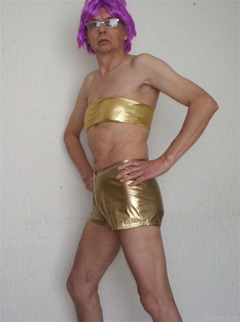 Sissy Chris Ellis Both Dressed And Naked 04 CDsissy Crossdressers And Sissies