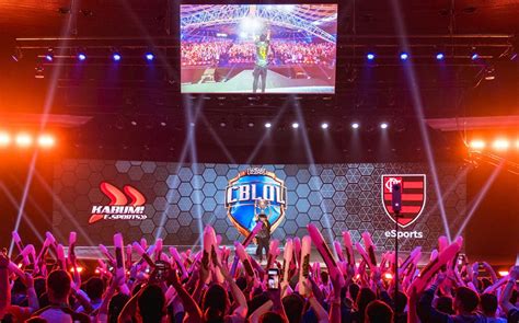 Flamengo é campeão nacional de League of Legends derrotando a INTZ na