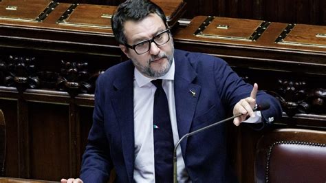 Salvini Precetta Lo Sciopero Dei Trasporti Del Novembre Durer Solo