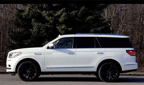 Lincoln Navigator Reserve Review By Auto Critic Steve Hammes