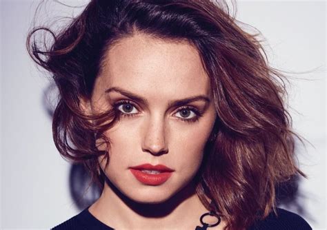 Hot Photos Of Daisy Ridley Which Will Make Your Day The Day Made