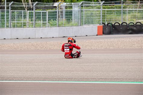 SBK Indonesia La Sequenza Della Caduta Di Rinaldi In Gara 1