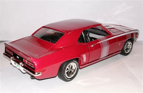 1969 69 Chevrolet Red Camaro Ss 396 American Muscle Ertl Large 118