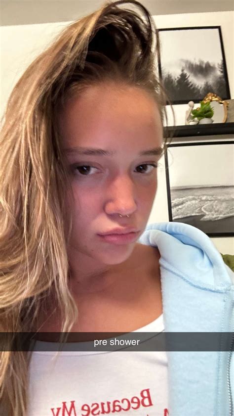 Olivia Ponton Haiti Bikini Swimsuit Sportwear Lingerie Small Tits