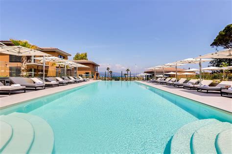 Kube H Tel Saint Tropez H Tel Avec Vue Mer Saint Tropez Site