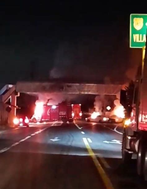 Balazos Y Quema De Veh Culos Desatan P Nico En Tabasco