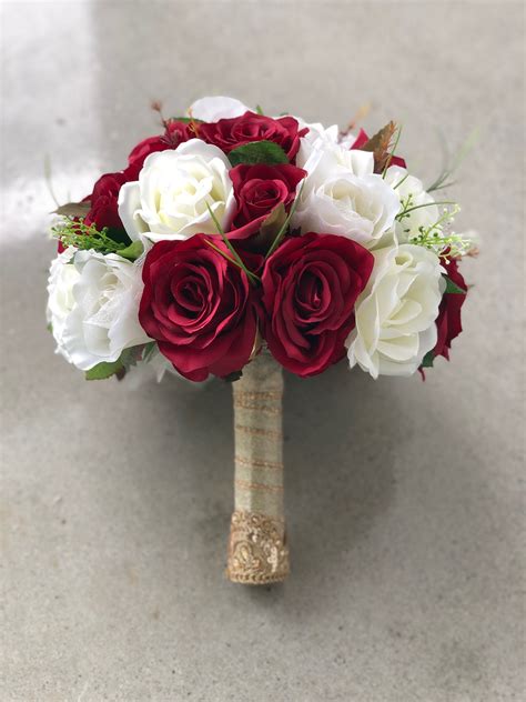 Timeless Red + White Bouquet | Red bridesmaid bouquets, Small wedding ...