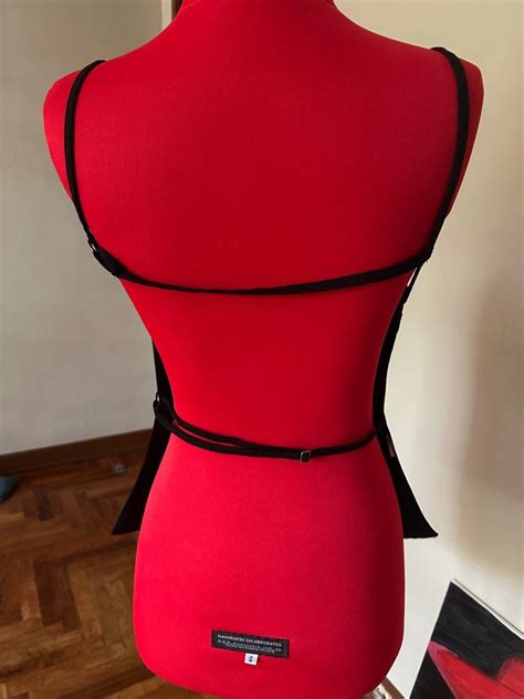 Zara Backless Top Women S Fashion Tops Blouses On Carousell