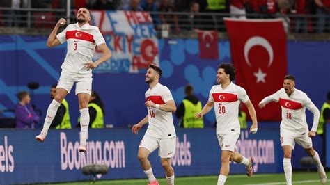 Austria Turchia 1 2 Doppietta Di Demiral La Squadra Di Montella Ai