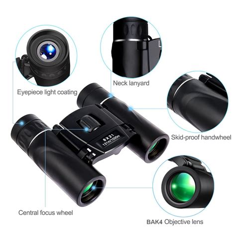 Compact Zoom Binoculars